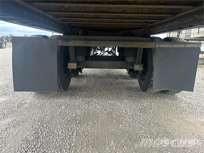 Utility VS2RA 53 ft x 102 in T/A Refrigerated Trailer نصف مقطورات بدرجة حرارة قابلة للضبط