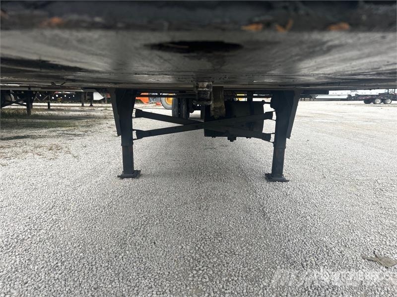 Utility VS2RA 53 ft x 102 in T/A Refrigerated Trailer نصف مقطورات بدرجة حرارة قابلة للضبط
