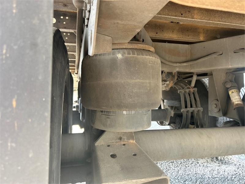 Utility VS2RA 53 ft x 102 in T/A Refrigerated Trailer Puspriekabės su izoterminiu kėbulu