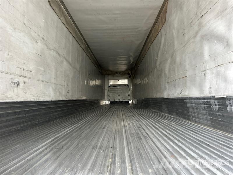 Utility VS2RA 53 ft x 102 in T/A Refrigerated Trailer Temperature controlled semi-trailers