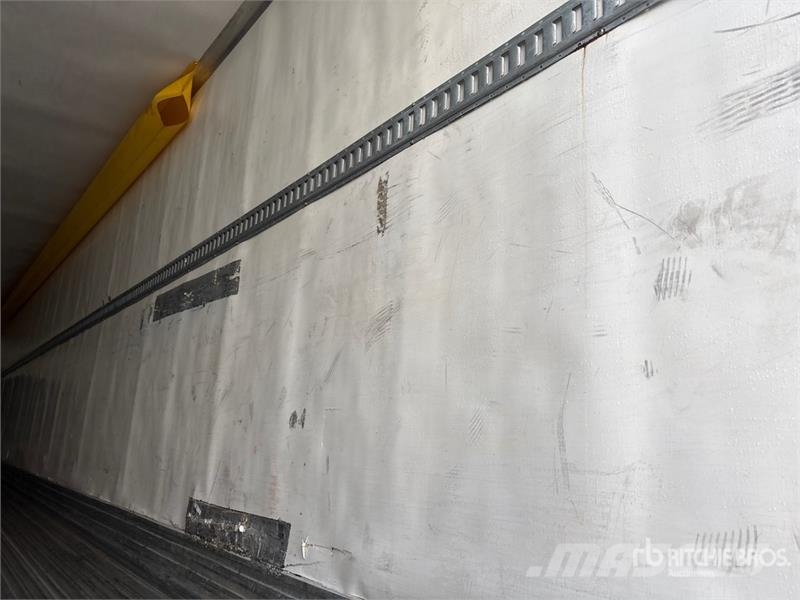 Utility VS2RA 53 ft x 102 in T/A Refrigerated Trailer Semi remorque frigorifique
