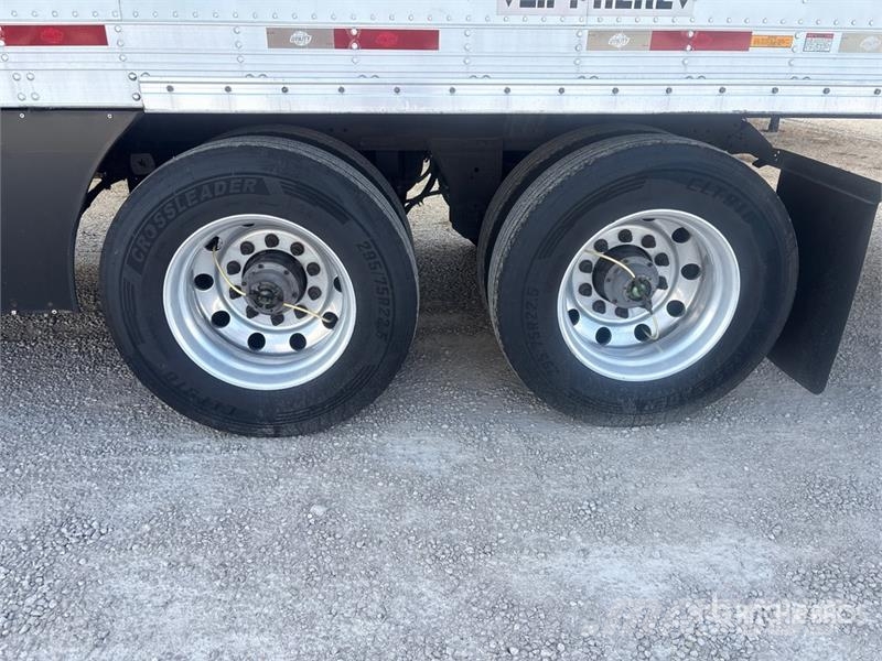 Utility VS2RA 53 ft x 102 in T/A Refrigerated Trailer Piekabes ar temperatūras kontroli