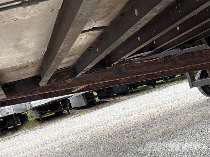 Utility VS2RA 53 ft x 102 in T/A Refrigerated Trailer 온도 조절식 세미 트레일러