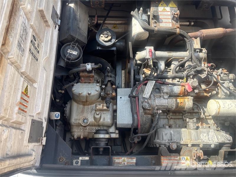 Utility VS2RA 53 ft x 102 in T/A Refrigerated Trailer Piekabes ar temperatūras kontroli