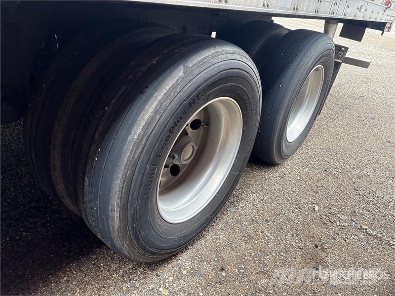 Utility VS2RA 53 ft x 102 in T/A Refrigerated Trailer Piekabes ar temperatūras kontroli