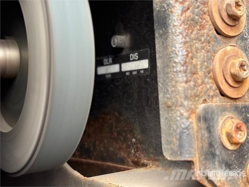 Utility VS2RA 53 ft x 102 in T/A Refrigerated Trailer Puspriekabės su izoterminiu kėbulu