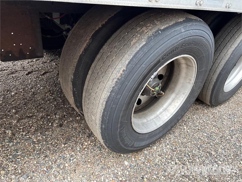 Utility VS2RA 53 ft x 102 in T/A Refrigerated Trailer Naczepy chłodnie