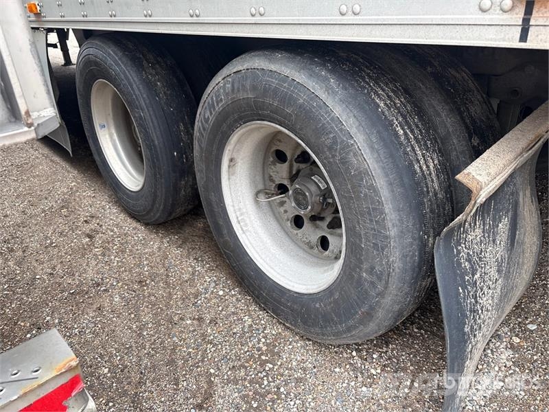 Utility VS2RA 53 ft x 102 in T/A Refrigerated Trailer Semi remorque frigorifique
