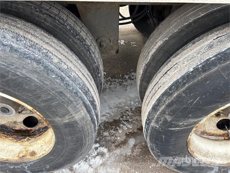 Utility VS2RA 53 ft x 102 in T/A Refrigerated Trailer Frysetrailer Semi