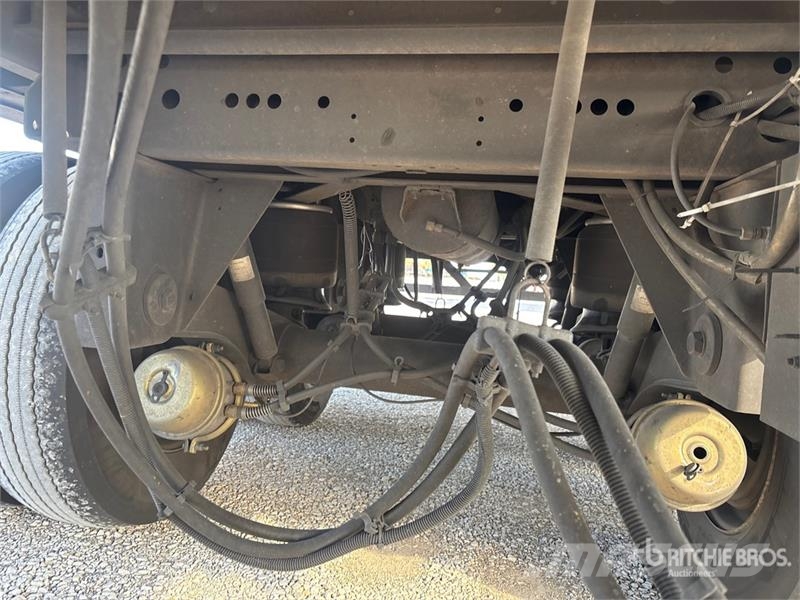 Utility VS2RA 53 ft x 102 in T/A Refrigerated Trailer Temperature controlled semi-trailers