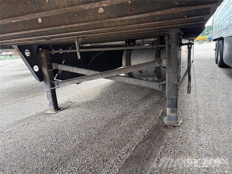 Utility VS2RA 53 ft x 102 in T/A Refrigerated Trailer Kühlauflieger