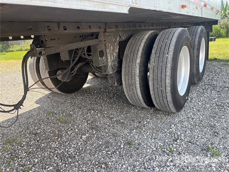Utility VS2RA 53 ft x 102 in T/A Refrigerated Trailer Semirremolques de temperatura controlada