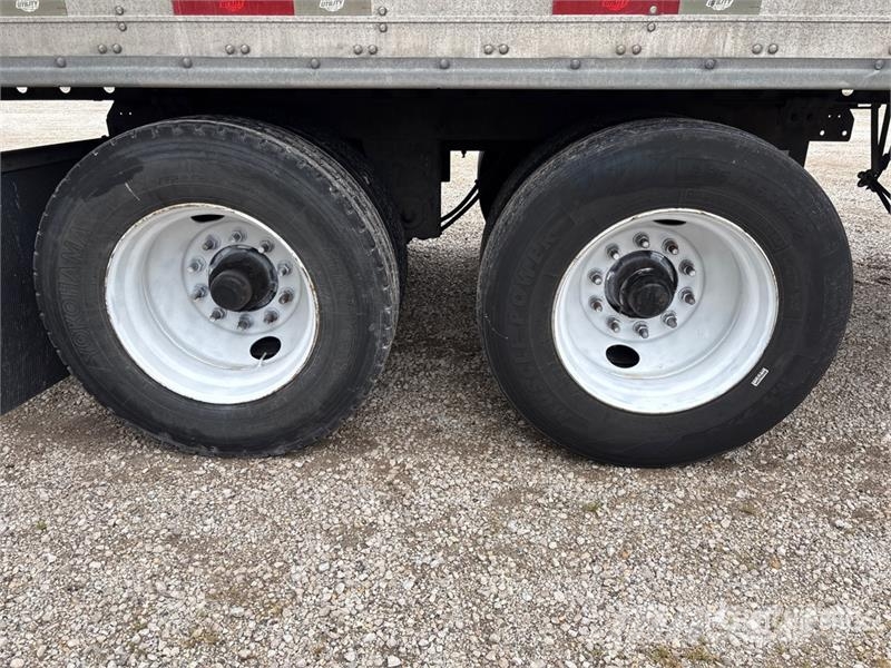 Utility VS2RA 53 ft x 102 in T/A Refrigerated Trailer Полуприцепы-рефрижераторы