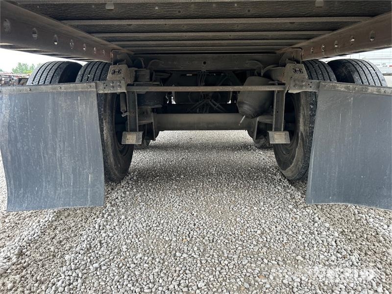 Utility VS2RA 53 ft x 102 in T/A Refrigerated Trailer Semirimorchi a temperatura controllata