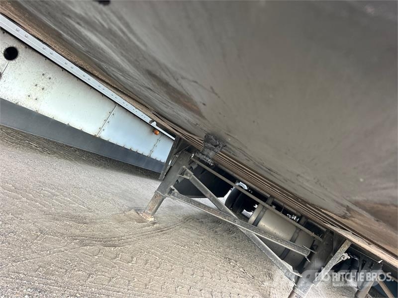 Utility VS2RA 53 ft x 102 in T/A Refrigerated Trailer Semirremolques de temperatura controlada