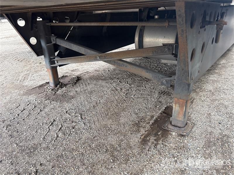 Utility VS2RA 53 ft x 102 in T/A Refrigerated Trailer Piekabes ar temperatūras kontroli