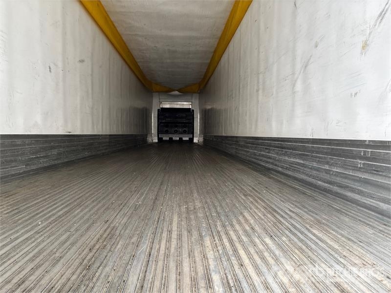 Utility VS2RA 53 ft x 102 in T/A Refrigerated Trailer Semi remorque frigorifique