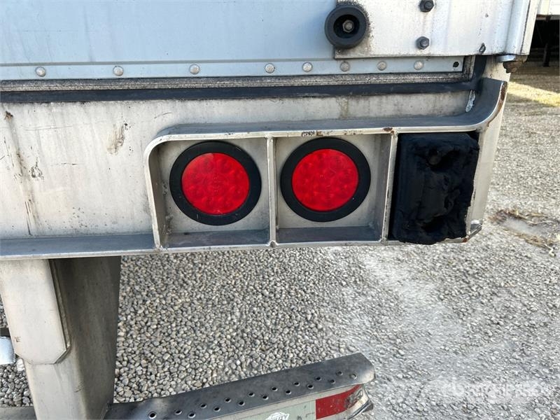 Utility VS2RA 53 ft x 102 in T/A Refrigerated Trailer Semirremolques de temperatura controlada