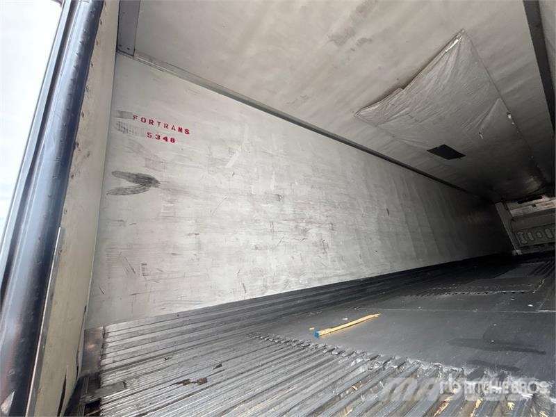 Utility VS2RA 53 ft x 102 in T/A Refrigerated Trailer Полуприцепы-рефрижераторы