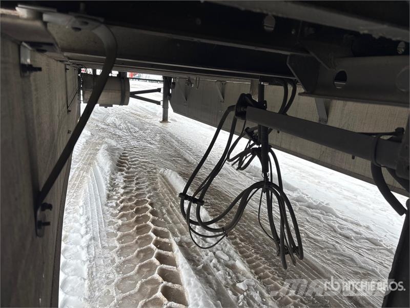 Utility VS2RA 53 ft x 102 in T/A Refrigerated Trailer Frysetrailer Semi