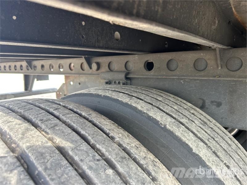 Utility VS2RA 53 ft x 102 in T/A Refrigerated Trailer 온도 조절식 세미 트레일러