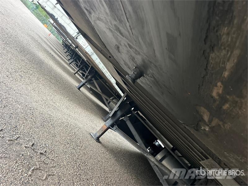 Utility VS2RA 53 ft x 102 in T/A Refrigerated Trailer Kühlauflieger