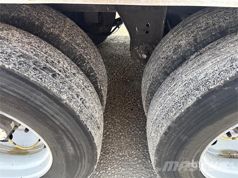 Utility VS2RA 53 ft x 102 in T/A Refrigerated Trailer Kühlauflieger