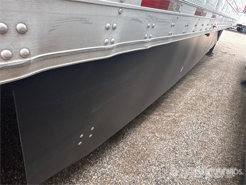 Utility VS2RA 53 ft x 102 in T/A Refrigerated Trailer Temperature controlled semi-trailers