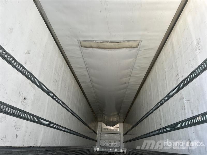 Utility VS2RA 53 ft x 102 in T/A Refrigerated Trailer 保温半挂车
