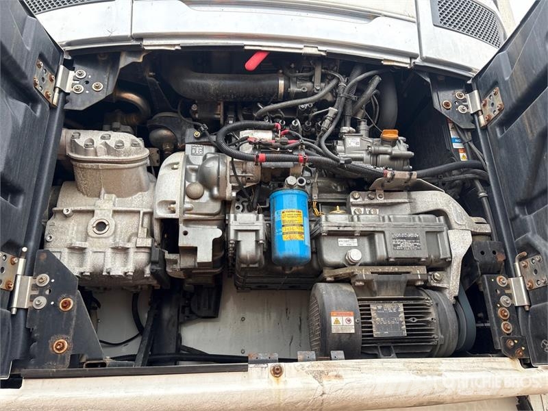 Utility VS2RA 53 ft x 102 in T/A Refrigerated Trailer Hűtős félpótkocsik