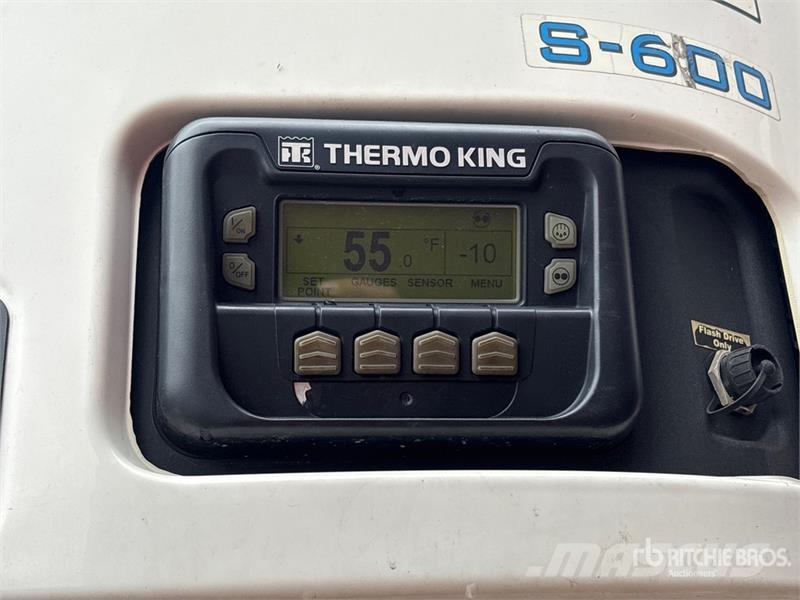 Utility VS2RA 53 ft x 102 in T/A Refrigerated Trailer Piekabes ar temperatūras kontroli