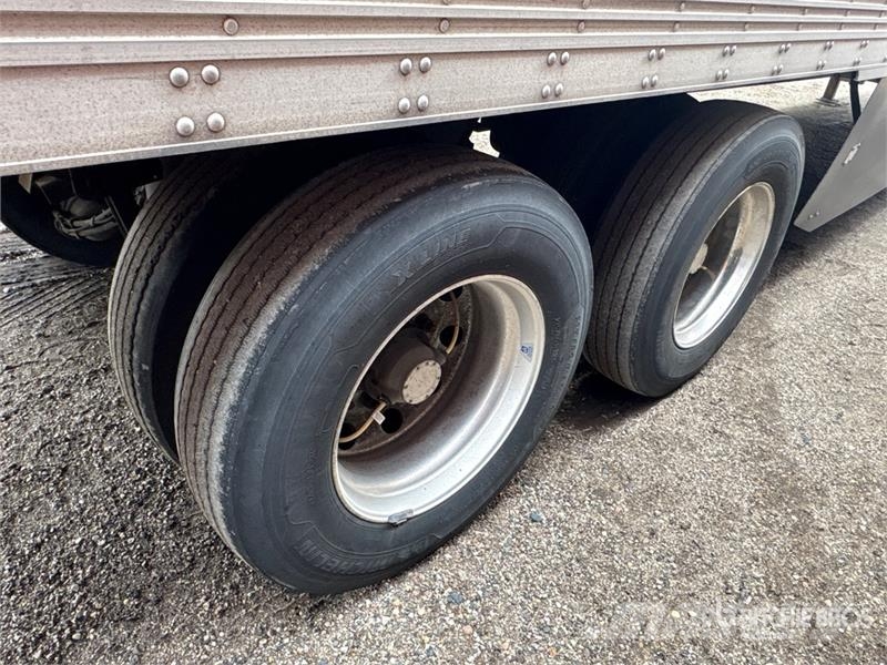 Utility VS2RA 53 ft x 102 in T/A Refrigerated Trailer Piekabes ar temperatūras kontroli