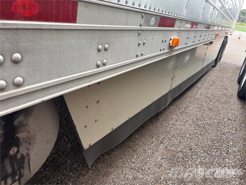 Utility VS2RA 53 ft x 102 in T/A Refrigerated Trailer Semi remorque frigorifique