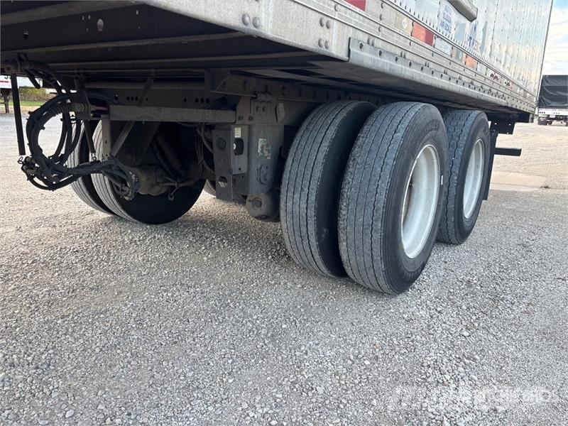 Utility VS2RA 53 ft x 102 in T/A Refrigerated Trailer Semi Reboques Isotérmicos