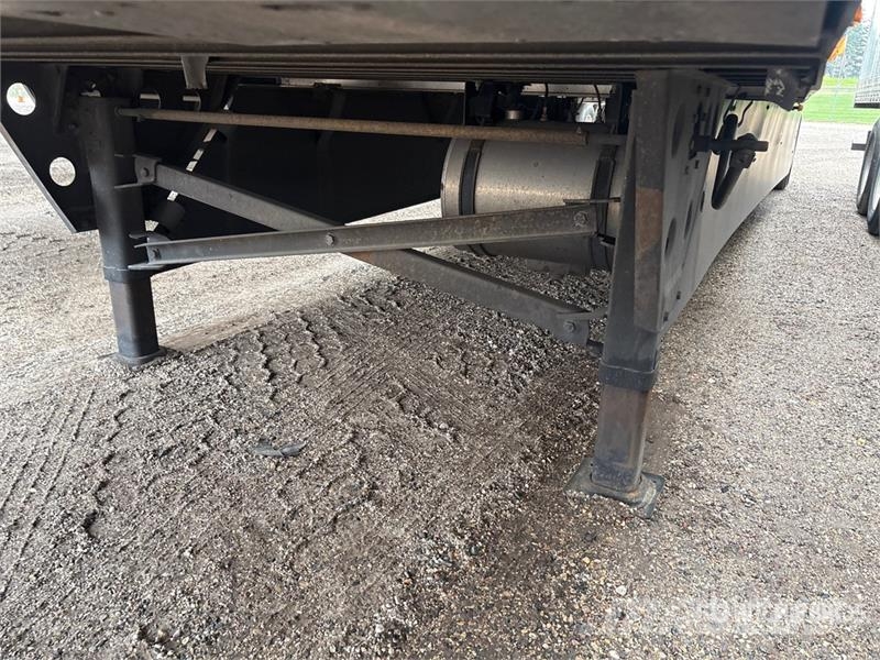 Utility VS2RA 53 ft x 102 in T/A Refrigerated Trailer Kühlauflieger