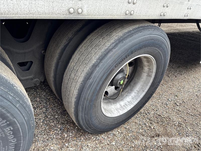 Utility VS2RA 53 ft x 102 in T/A Refrigerated Trailer Naczepy chłodnie