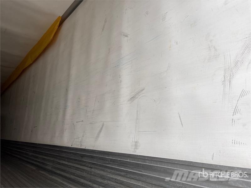 Utility VS2RA 53 ft x 102 in T/A Refrigerated Trailer Piekabes ar temperatūras kontroli
