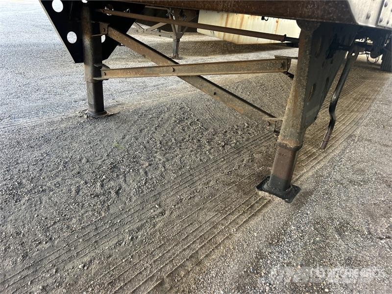 Utility VS2RA 53 ft x 102 in T/A Van Trailer Причепи-фургони
