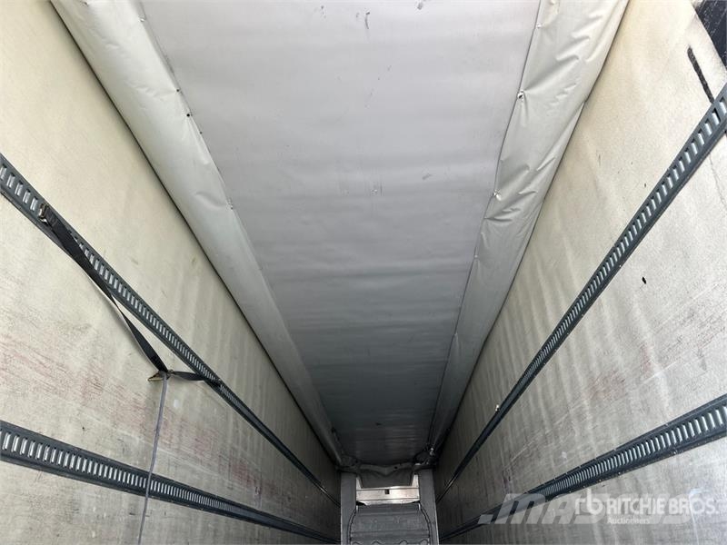 Utility VS2RA 53 ft x 102 in T/A Refrigerated Trailer Semi Reboques Isotérmicos