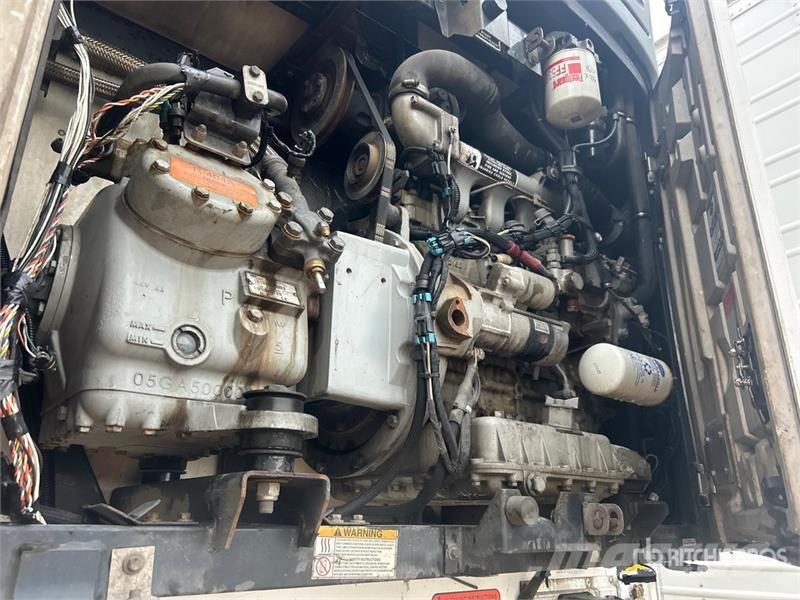 Utility VS2RA 53 ft x 102 in T/A Refrigerated Trailer Temperature controlled semi-trailers