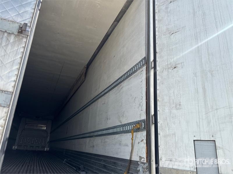 Utility VS2RA 53 ft x 102 in T/A Refrigerated Trailer Kühlauflieger