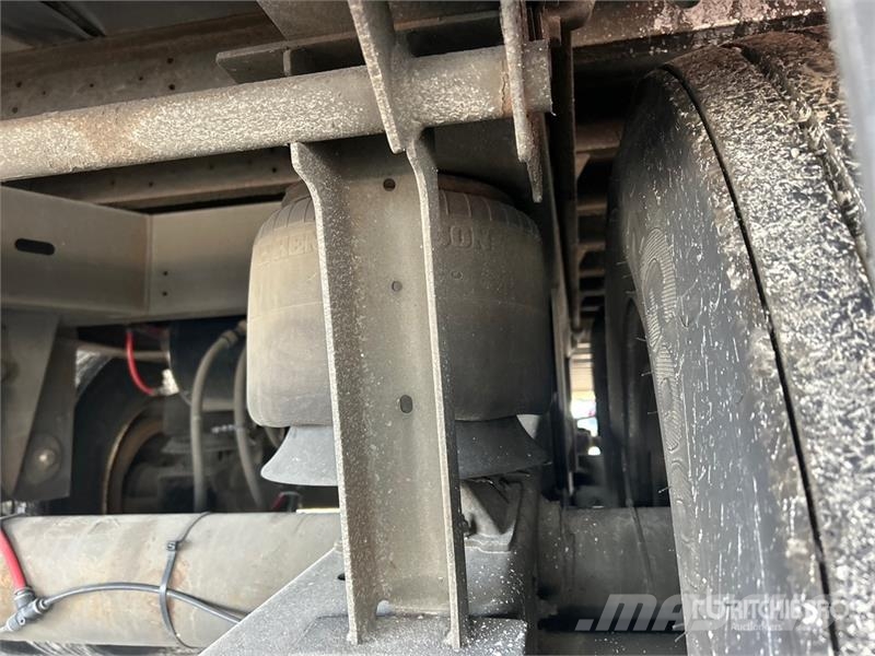 Utility VS2RAP 53 ft T/A Refrigerated Trailer 冷凍冷蔵トレーラー