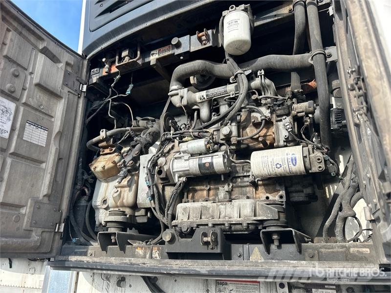 Utility VS2RAP 53 ft T/A Refrigerated Trailer 冷凍冷蔵トレーラー