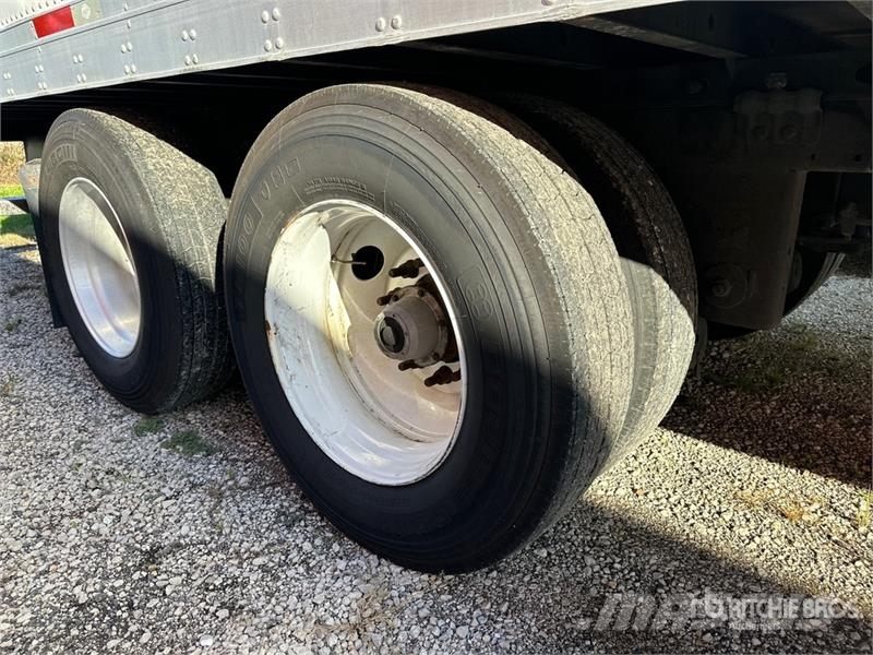 Utility VS2RAP 53 ft x 102 in T/A Refrigerated Trailer Temperature controlled semi-trailers
