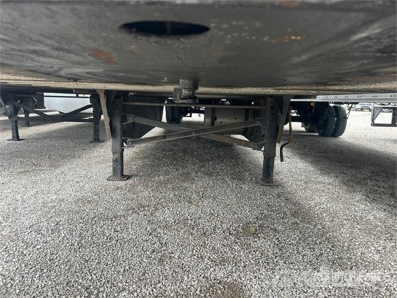 Utility VS2RAP 53 ft x 102 in T/A Refrigerated Trailer Kühlauflieger