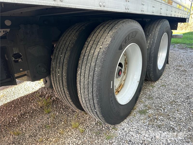 Utility VS2RAP 53 ft x 102 in T/A Refrigerated Trailer Temperature controlled semi-trailers