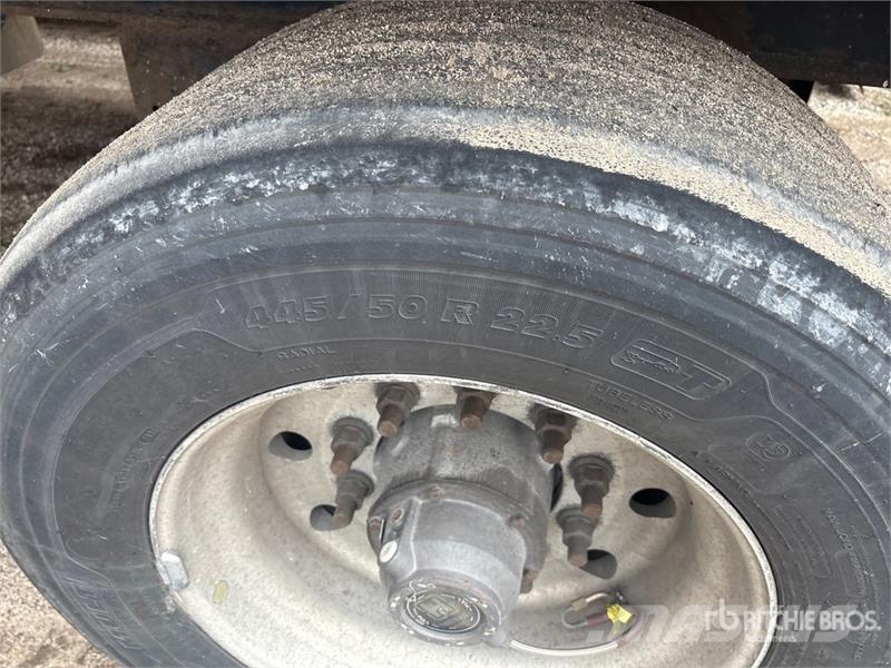  Utilty TS2CHA 50 ft T/A Spread Axle Curtain Side T مقطورات بغطاء جانبي