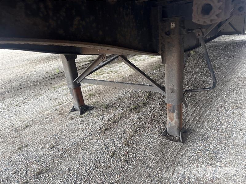  Utilty TS2CHA 50 ft T/A Spread Axle Curtain Side T مقطورات بغطاء جانبي