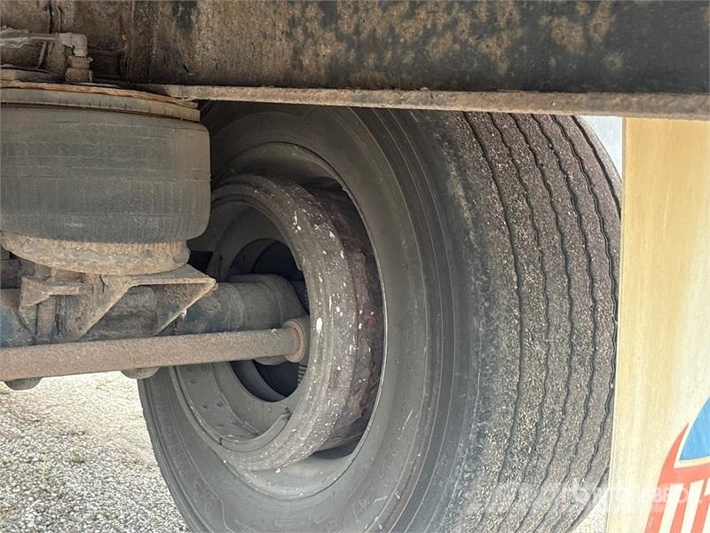  Utilty TS2CHA 50 ft T/A Spread Axle Curtain Side T مقطورات بغطاء جانبي