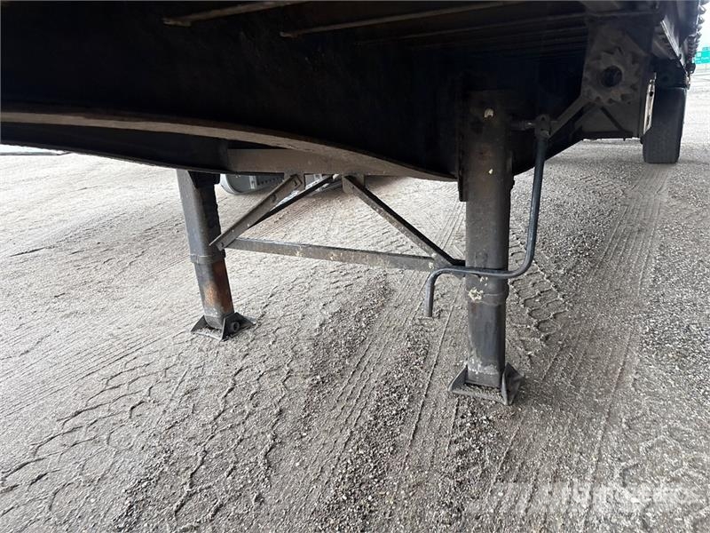  Utilty TS2CHA 50 ft T/A Spread Axle Curtain Side T مقطورات بغطاء جانبي